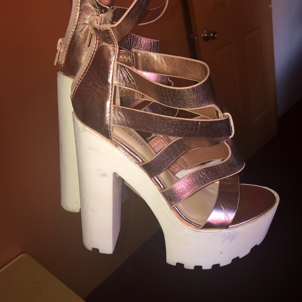 Platform heels - Picture 6 of 6